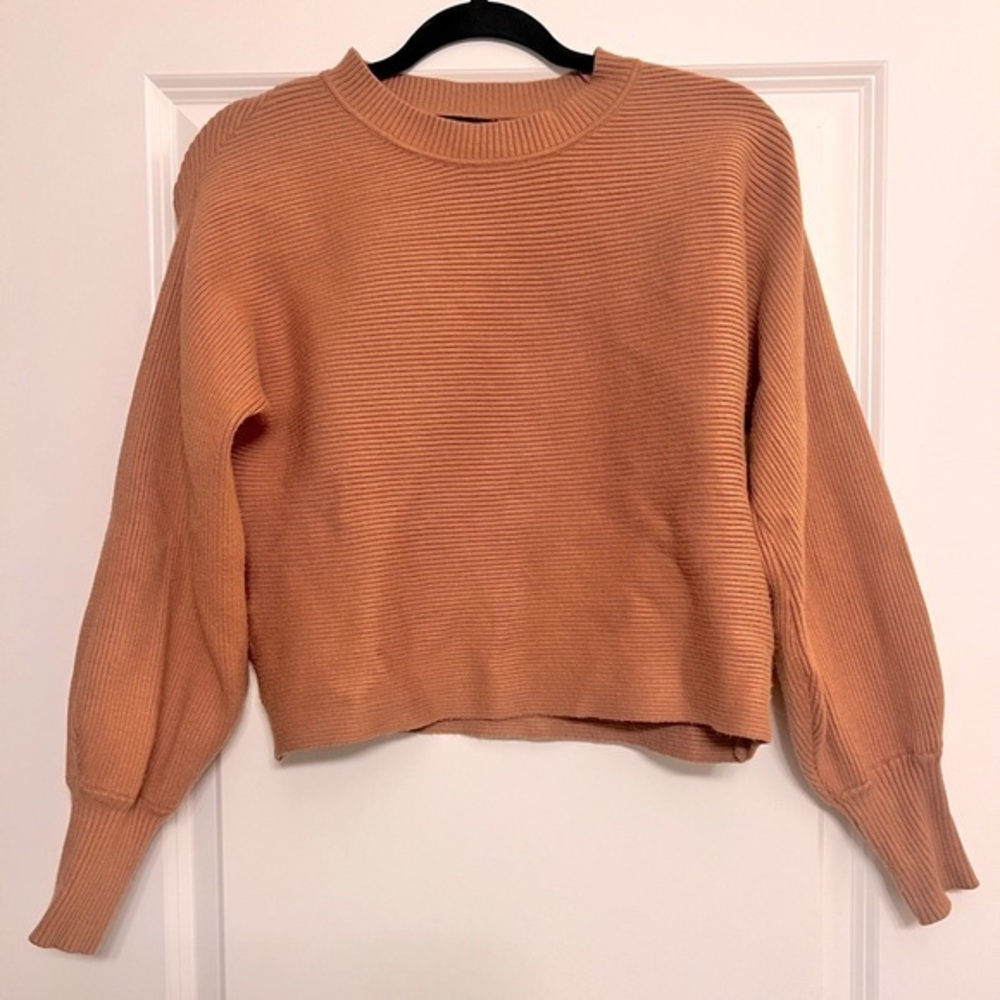 Alice Blue Women's Ribbed Sweater - Tan size medium